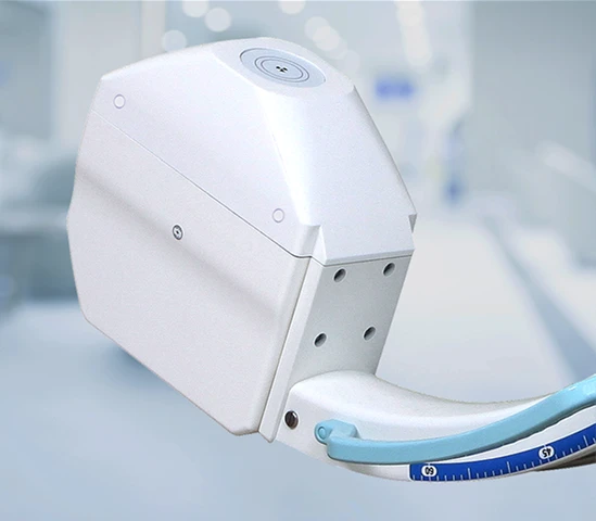 OSCAR 15 · Máy phát 15 kW và bóng anốt quay · 1